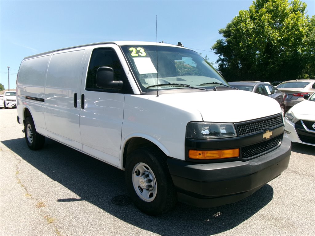 2023 Chevrolet Express Cargo